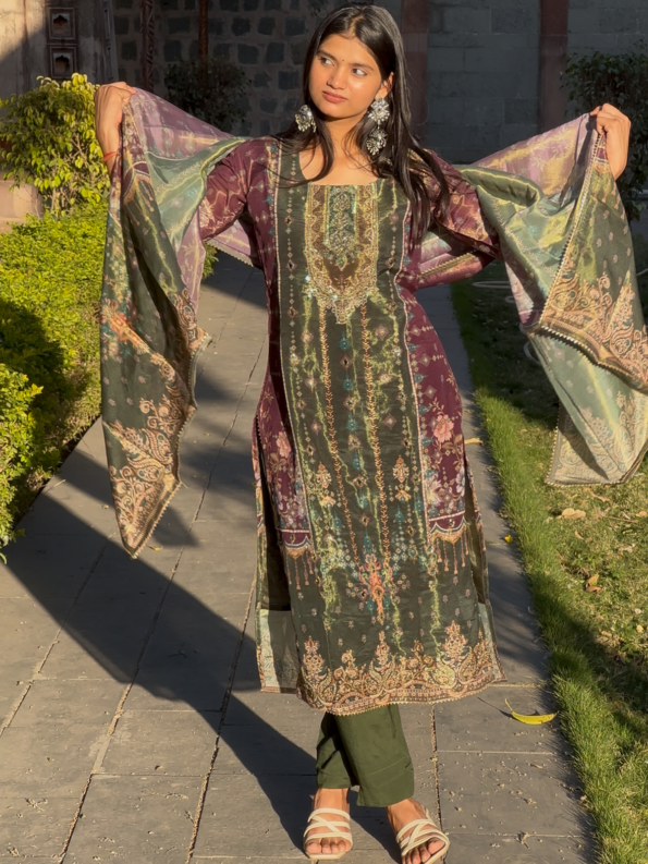 Pakistani Luxe Green Straight Suit Set |...