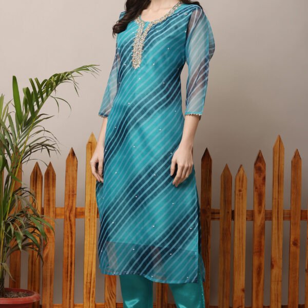 23 Jan- Maxkeystudio25668 Blue Organza Leheria Straight Suit Set