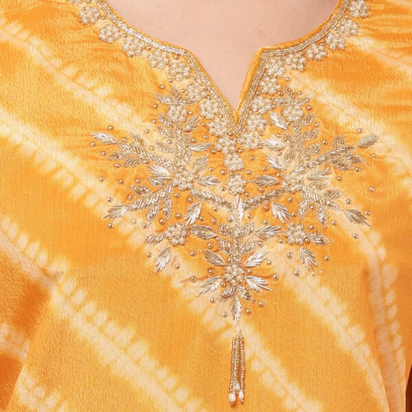 23 Jan- Maxkeystudio25799 Yellow Leheria Embroidered Straight Suit Set