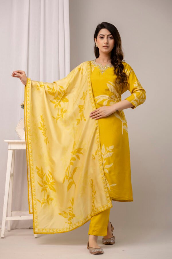 328A4683 Lemon Petal Raw Silk Embroidered Suit Set
