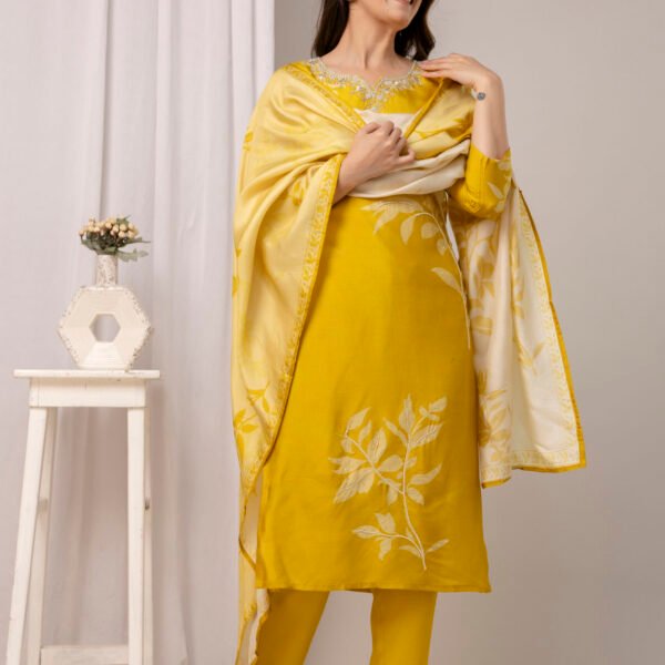 328A4687 Lemon Petal Raw Silk Embroidered Suit Set