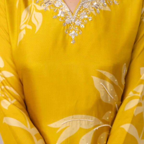328A4691 Lemon Petal Raw Silk Embroidered Suit Set