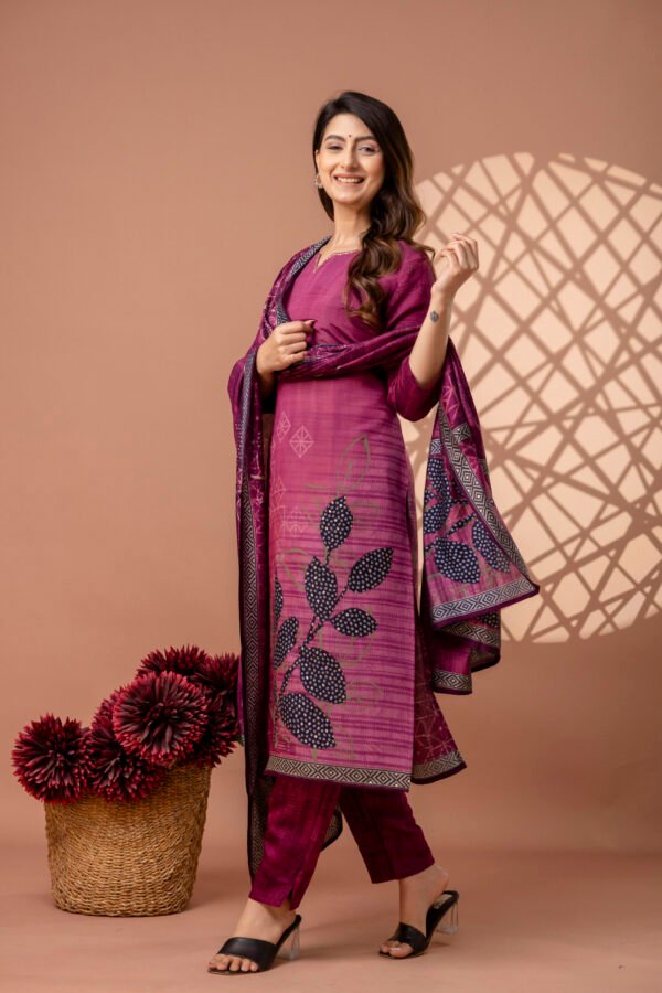 328A4806 Berry Bloom Cotton Straight Suit