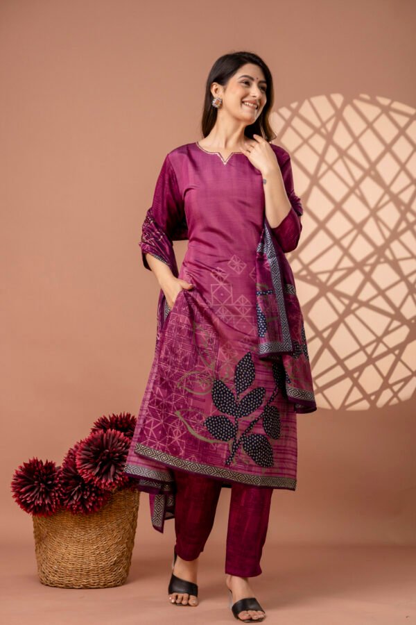 328A4807 Berry Bloom Cotton Straight Suit