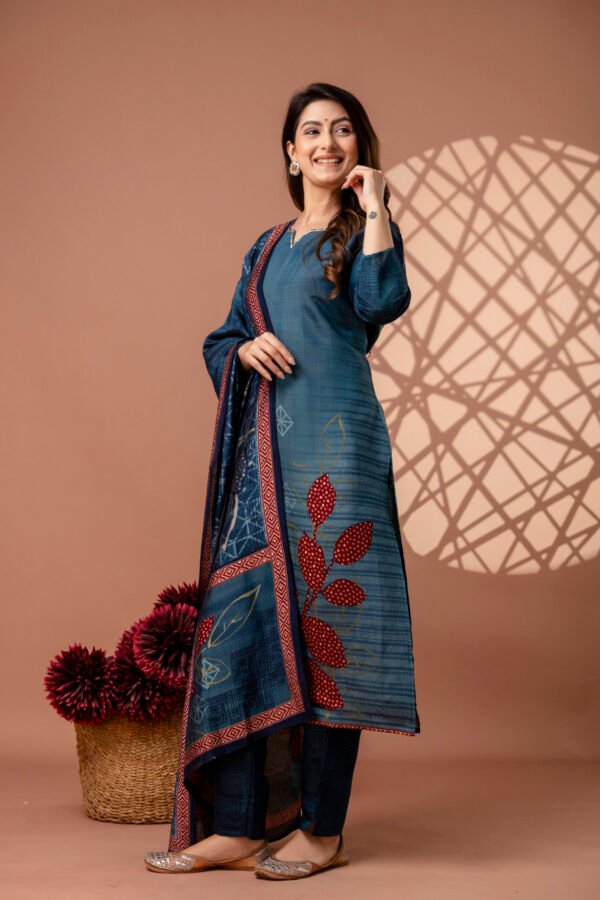 328A4851 Berry Bloom Cotton Straight Suit