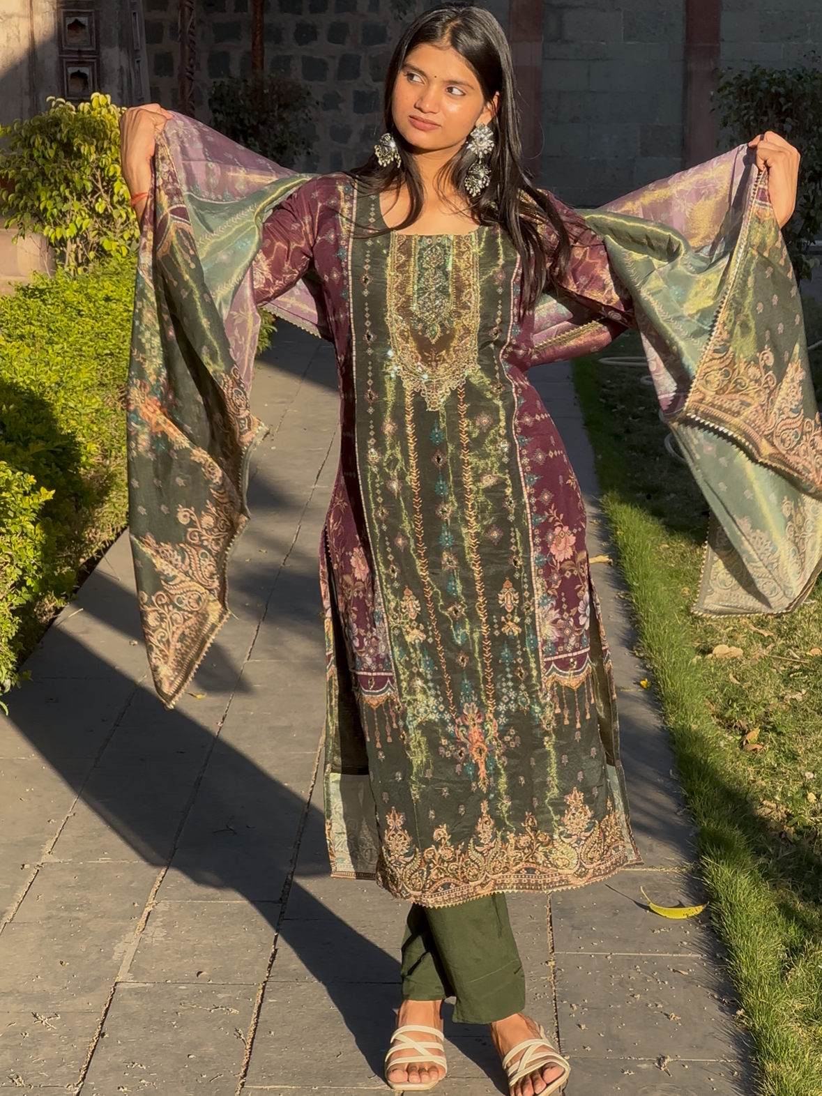 Pakistani Luxe Green Straight Suit Set