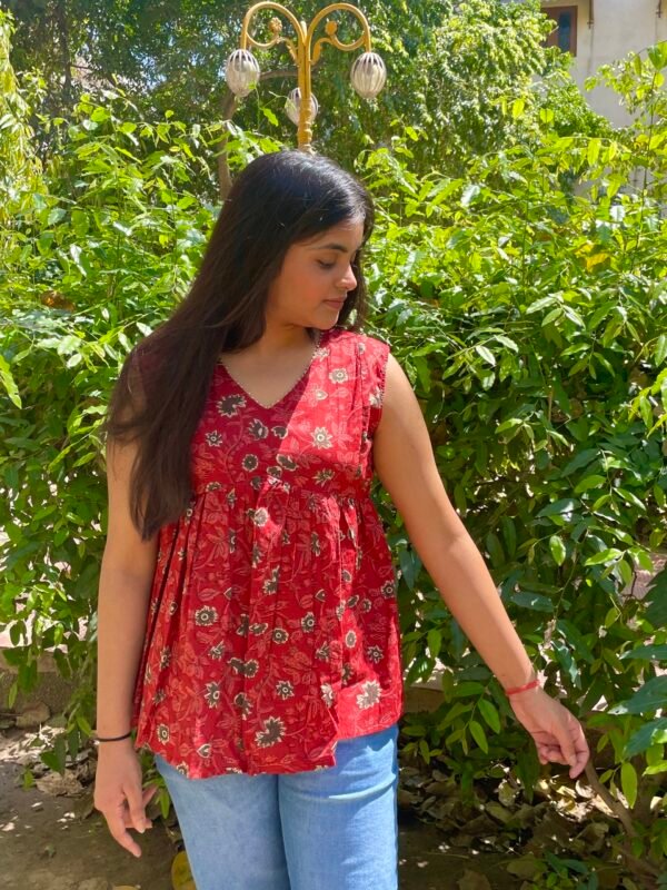 IMG_6901 Garden Red Peplum Top