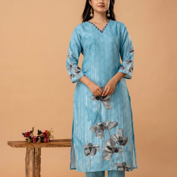 4D3A2666 Ocean Veil Linen Embroidered Straight Suit
