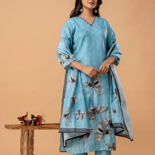 4D3A2671 Ocean Veil Linen Embroidered Straight Suit