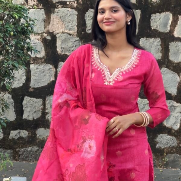 Gulabi Noor Chanderi Embroidered Suit Set