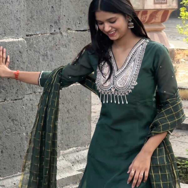 Screenshot Bagh A-Line Mul chanderi Embroidered Suit Set