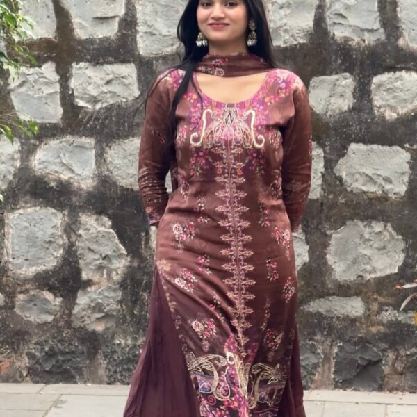 Screenshot Iniya Embroidered Pakistani Sharara Suit Set
