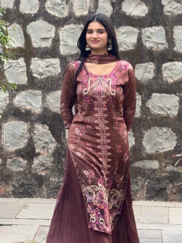Screenshot Iniya Embroidered Pakistani Sharara Suit Set
