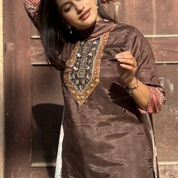 Riva Gota & mirror Straight Suit