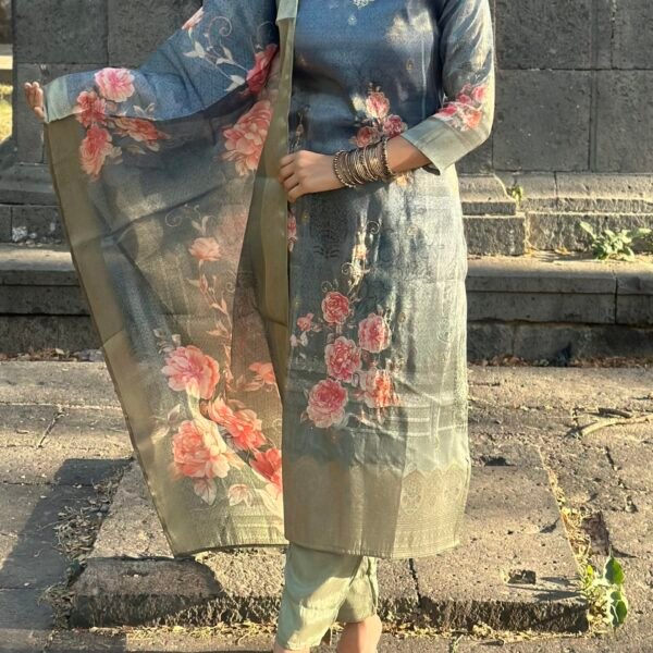 IMG_2643 Ruhani Tissue jackquard Embroidered Suit Set