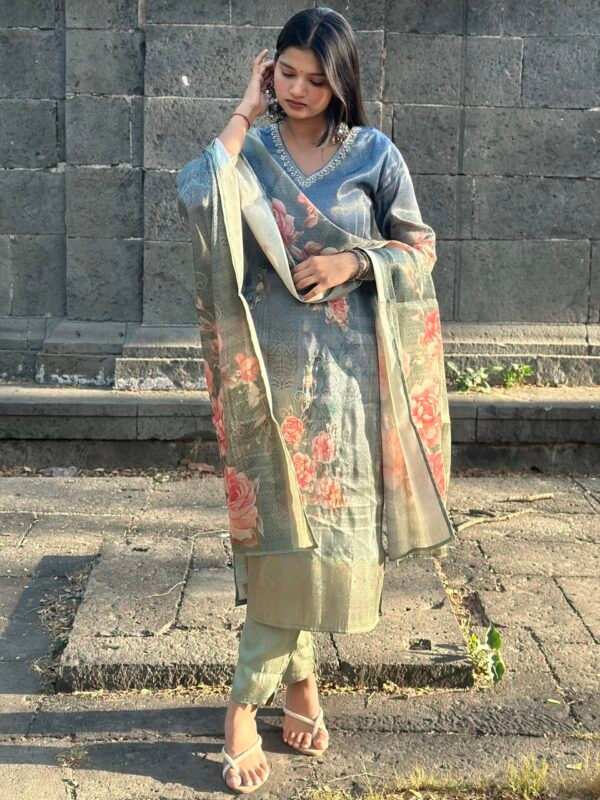 Ruhani Tissue jackquard Embroidered Suit Set