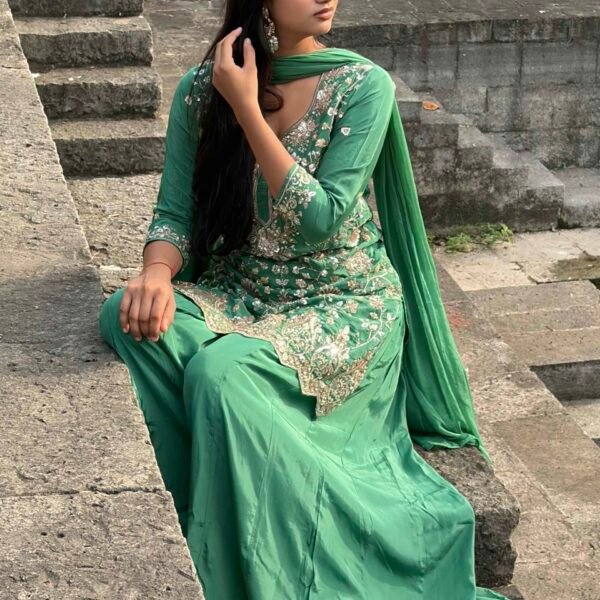 s4auqcfgcvnrizhgirlp Khwaab Green Hand Embroidered Sharara Suit